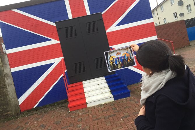 Private Taxi 2hrs Tour and Guide Murals and Political History - Frequently Asked Questions
