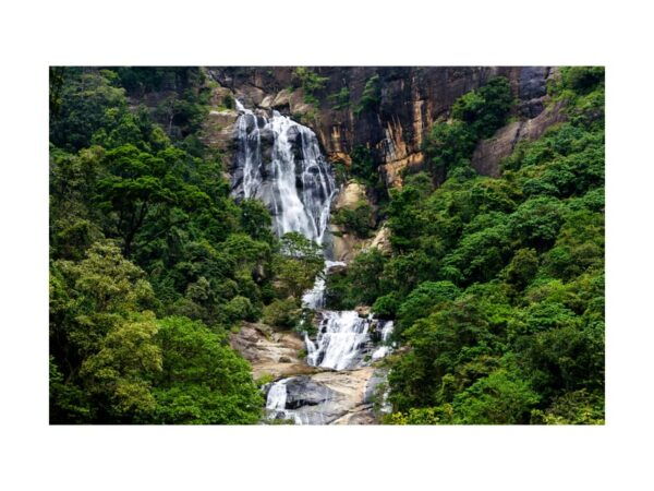 Private Taxi To Ella From Weligama & Mirissa - Vehicle Features