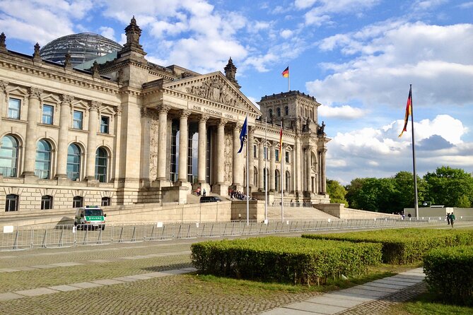 Private Taxi Tour Through Berlin East and West and Neighborhood Approx. 3-4 Hours - Tour Highlights and Positive Feedback