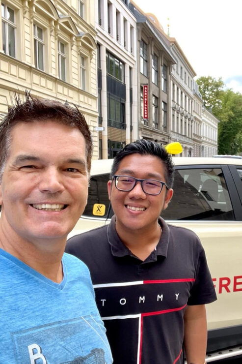 Private Taxi Tour Through Berlin Extended & Relaxed Ca 5-6h - Key Points