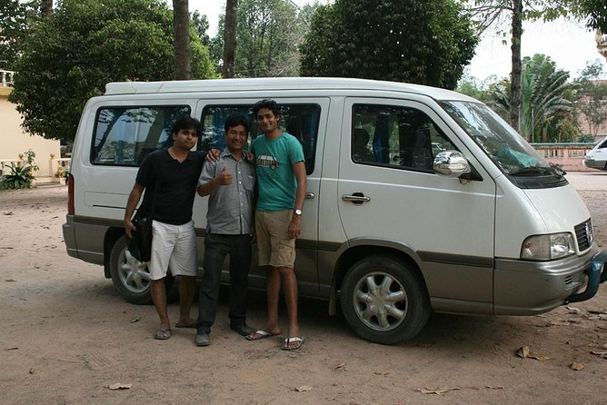 Private Taxi Transfer Phnom Penh to Siem Reap - Vehicle Options