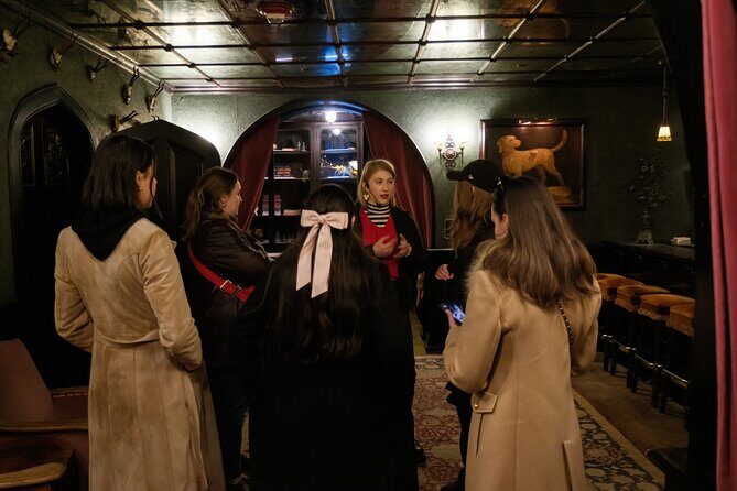 Private Taylor Swift Hotspots Walking Tour - A Detailed Breakdown: What to Expect on the Tour