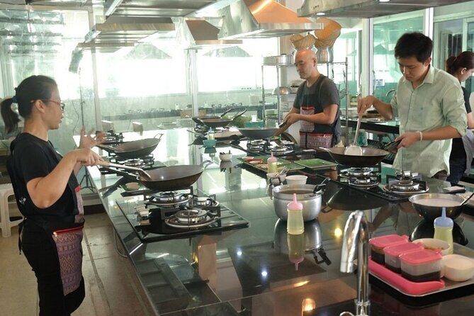 Private Thai Cooking Class in Sukhumvit - The Sum Up