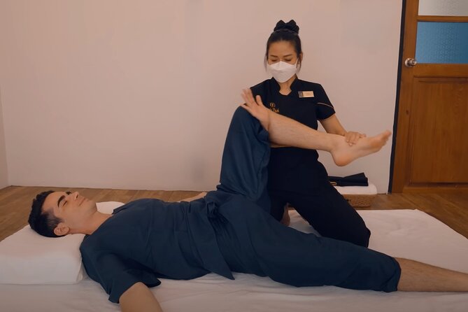 Private Thai Warrior Massage Experience - Booking and Accessibility