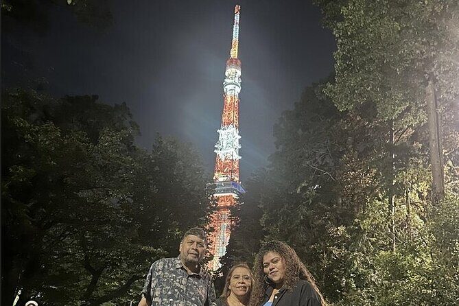 Private Tokyo Night Tour - Final stop at Shinjuku