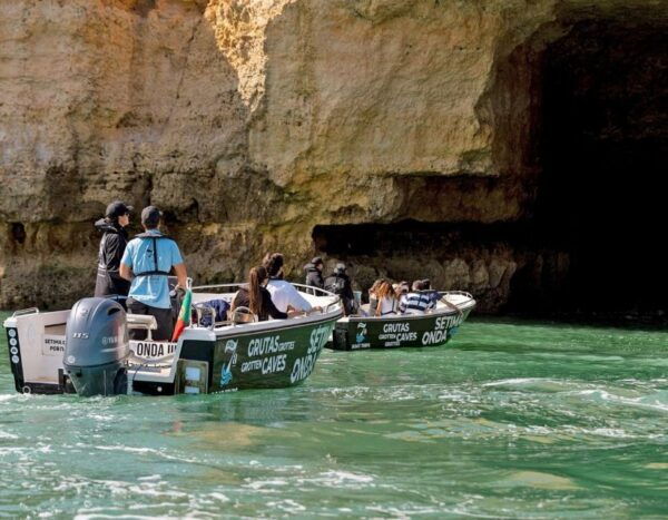 Private Tour 1h30 I Benagil´S Best Caves - Armação De Pêra - Additional Information