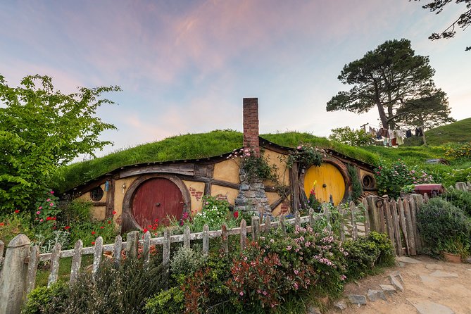 Private Tour [2 Days]: Waitomo Caves & Hobbiton Movie Set Tour - Safety Requirements and Fitness Level