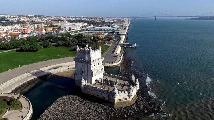 Private Tour (3-H): Belém, Cristo Rei & Lisbon Sightseeing - Tour Duration & Availability