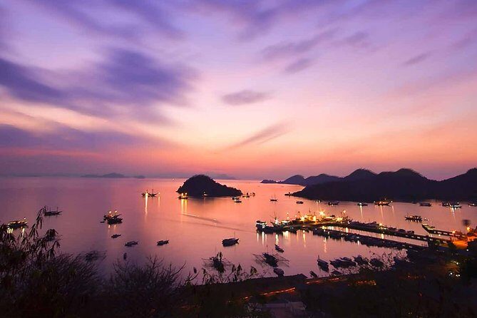 Private tour 4 days 3 nights Komodo on boat, waterfall and Rangko cave - Why This Tour Stands Out