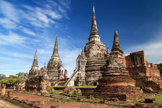 Private Tour : a Day in a Life to Visit Ayutthaya With Authentic Local Lunch - Private Tour Option: Explore With a Local Guide