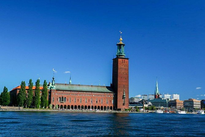 Private Tour: All-Highlights of Stockholm - Experiencing Stockholms Vibrant Nightlife