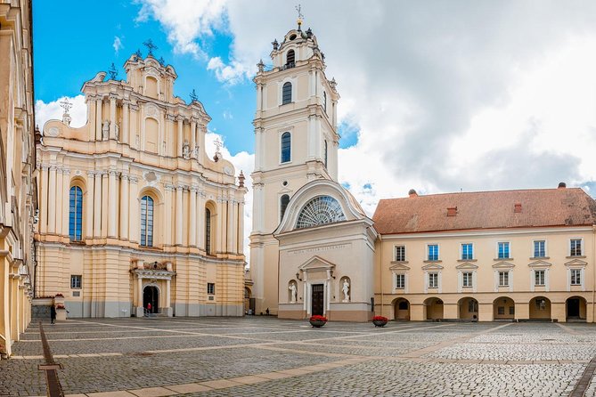 Private Tour: All-Highlights of the Vilnius Old Town - What To Expect