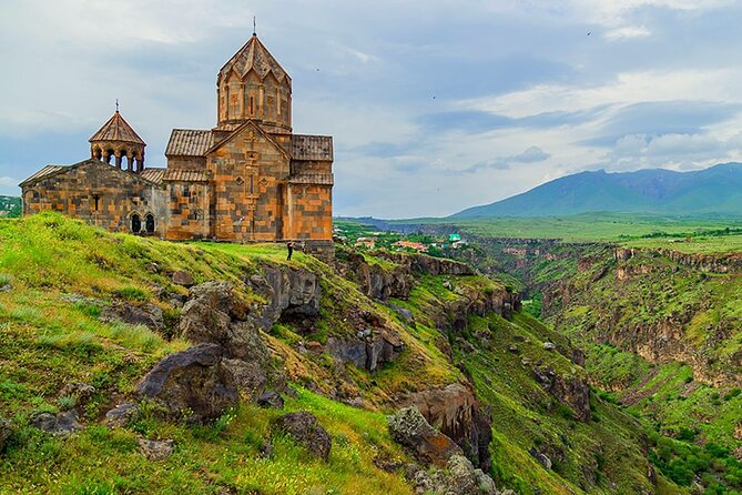 Private Tour: Alphabet Monument, Hovhannavank, Saghmosavank Monasteries - Frequently Asked Questions