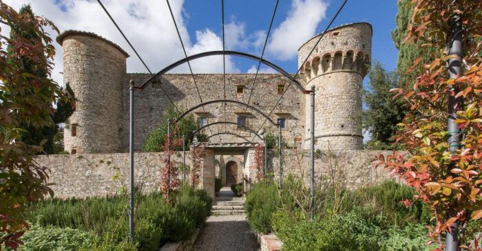 Private Tour and Wine Tasting at Castle Wineries in Chianti - Additional Information