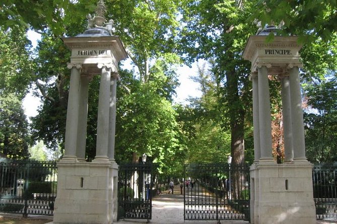 Private Tour Aranjuez – Toledo - Small Group and Hotel Pick up From Madrid - Highlights and Inclusions
