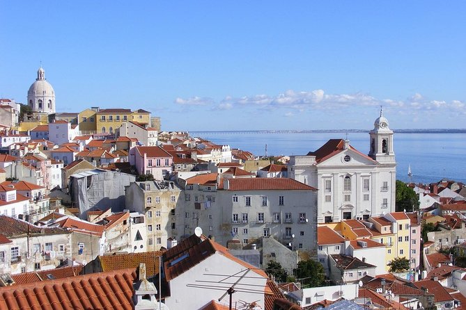 Private Tour Around Alfama and Mouraria - the Oldest Neighborhoods in Lisbon - Culinary Delights of Alfama and Mouraria
