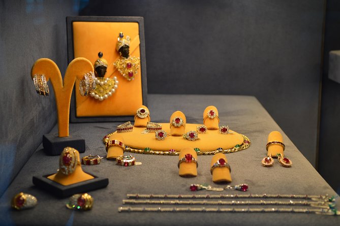 Private Tour Around Local Handcrafts - Workshop Visits for Handcrafts