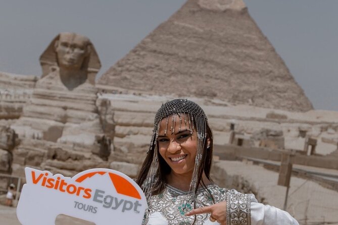 Private Tour at Giza Pyramids and Sphinx - Visual Content Overview