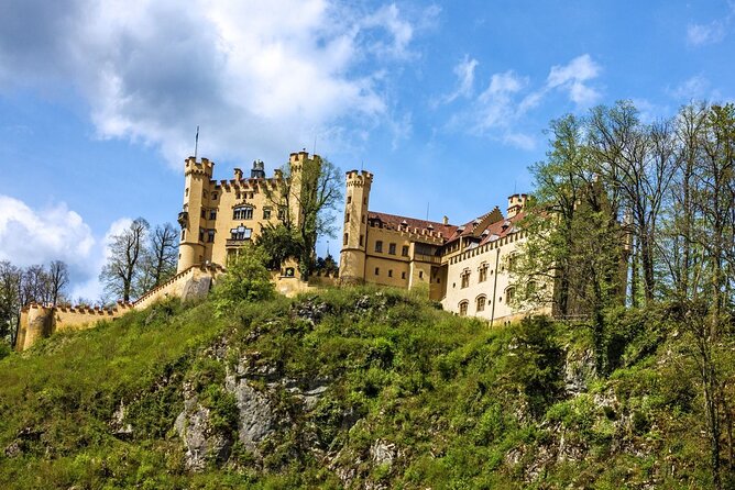 Private Tour at Neuschwanstein And Linderhof Palaces From Munich - Directions to Neuschwanstein and Linderhof Palaces