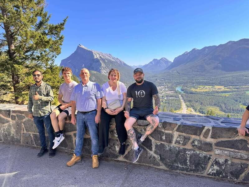 Private Tour Banff/Emerald Yoho Customized Sightseeing - FAQ