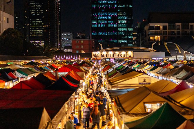 Private Tour: Bangkok by Evening With a Local Guide - Uncovering Bangkoks Vibrant Nightlife