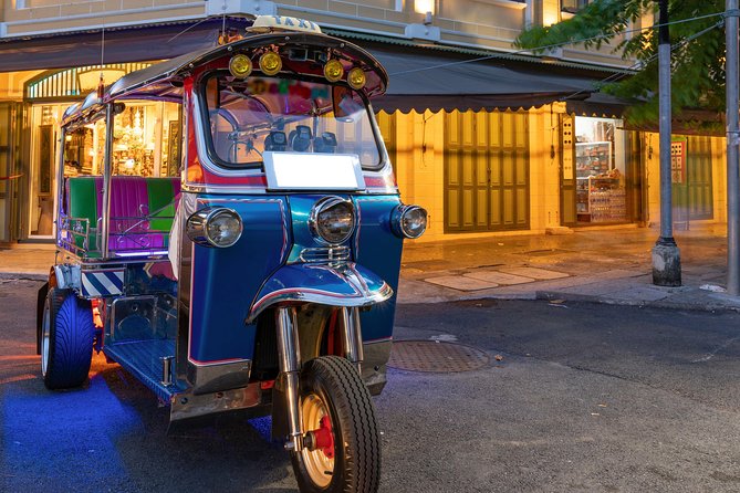 Private Tour: Bangkok Chinatown Way of Life Experience - Engaging With the Community