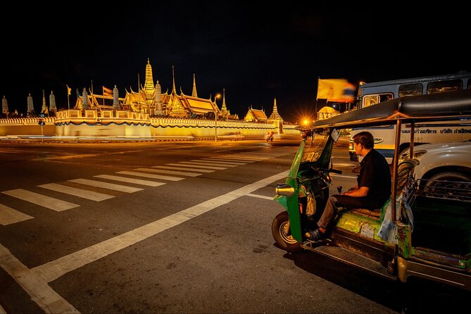 Private Tour : Bangkok Night Private Tuk Tuk Tour and Street Food - Captivating Sights and Sounds of Bangkok at Night
