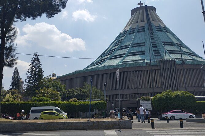 Private Tour Basilica of Guadalupe with Transportation - Exploring the Basilica of Guadalupe: A Private Tour Review