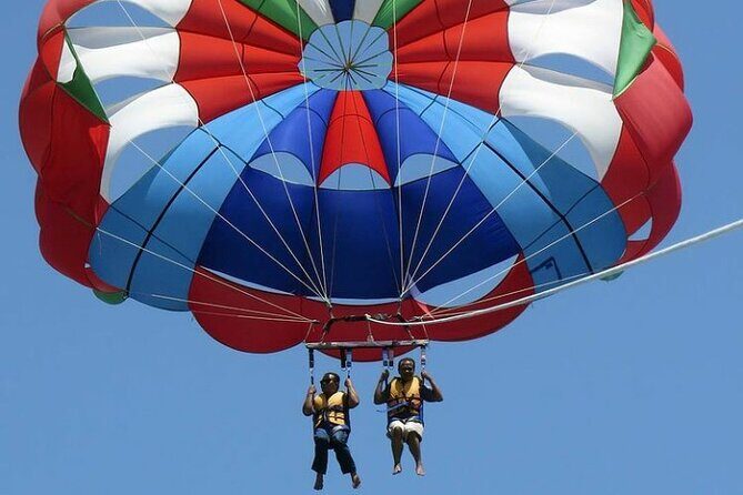 Private tour : beach and sunset south bali tour - Sunset at Uluwatu Temple