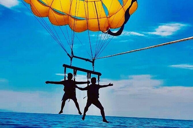 Private tour : beach and sunset south bali tour - Dinner at Jimbaran Beach