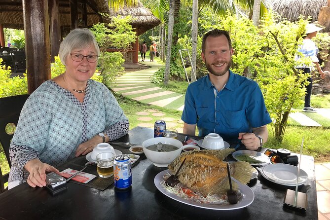 Private Tour: Best of Cu Chi Tunnels and Mekong Delta - Full Day - Exploring the Mekong Delta