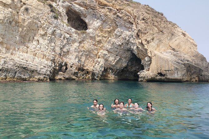 PRIVATE TOUR by Boat of the Sea Caves on the Island of Ortigia - Booking Information