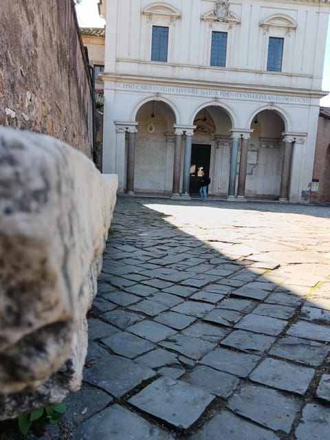 Private tour by car - Why Opt for a Private Car Tour in Rome?