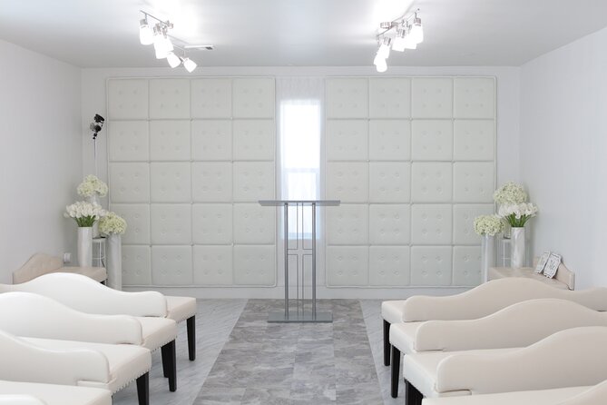 Private Tour by Limousine of Las Vegas Chapel Row - Private Limousine Tour Overview