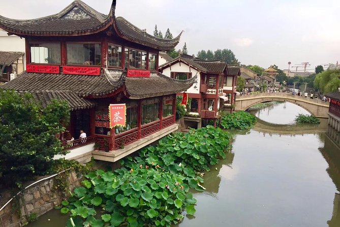 Private Tour by Metro With Shanghai Museum, Shanghai Tower and Qibao Old Town - Tour Highlights