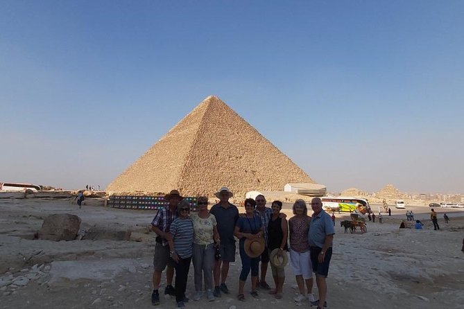 Private Tour Cairo - Pyramids and the Egyptian Museum With Lunch - Tour Highlights