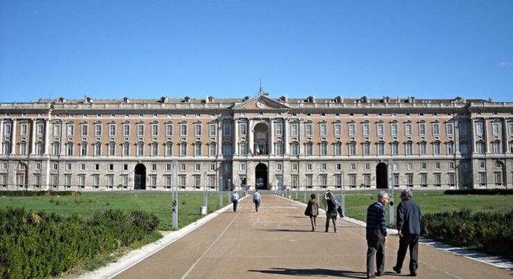 Private Tour Caserta: Royal Palace & Outlet Shopping - Inclusions