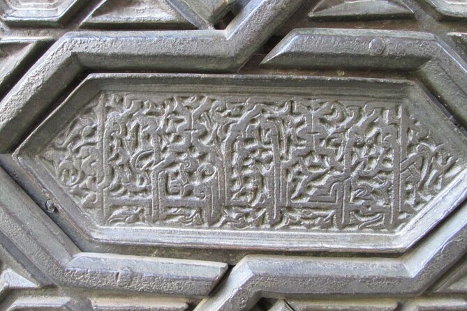 Private Tour Cathedralold Jewish Neighborhood - Tour Highlights