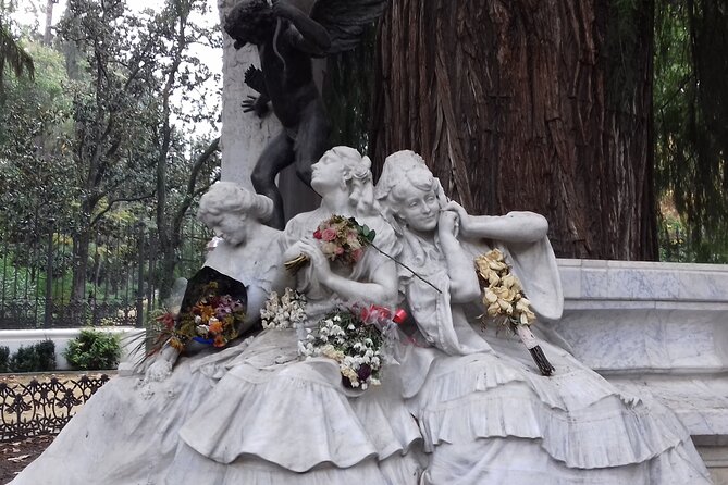 Private Tour Cathedralold Jewish Neighborhood - Expert Tour Guide