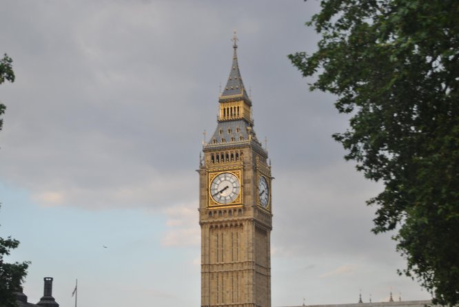 Private Tour: Chauffeur-Driven Tour of London - Overview of the Tour