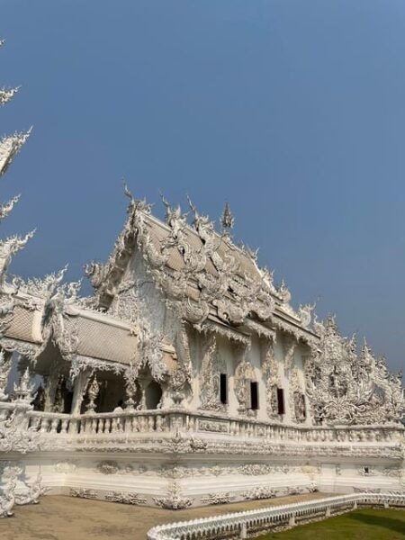 Private Tour Chiang Rai Day Trip, White Temple, Blue Temple - Customer Reviews