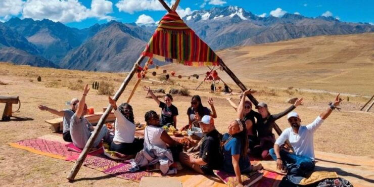 Private Tour Chinchero, Maras & Moray Picnic With Llamas - Highlights
