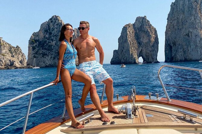 Private Tour: Cruise Along the Amalfi Coast and Capri - Meeting and Pickup Information