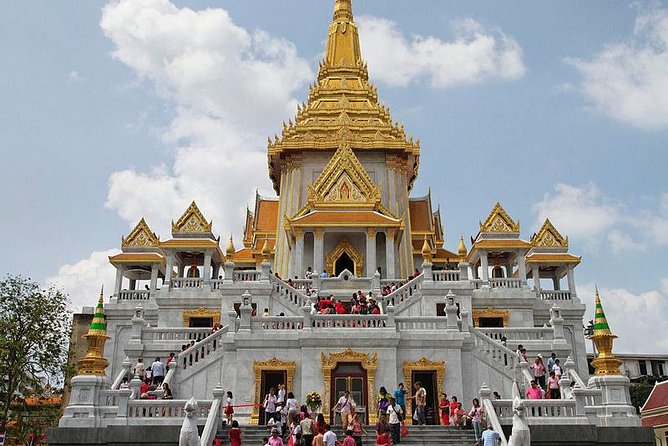 Private Tour: Damnoen Saduak Floating Market and Bangkok City Temples - Common Questions