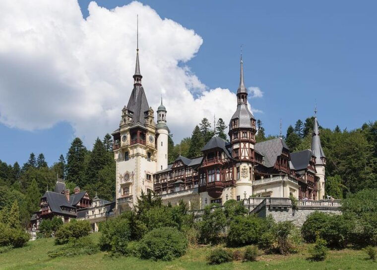Private tour: departure Bucharest to Peles Castle, Bran and Brasov Old Town - Analyzing the Cost and Value