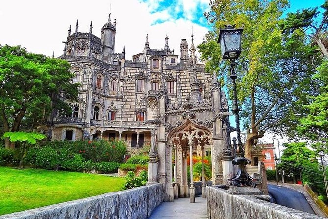 Private Tour: Discover the Best of Sintra in 1 Day Avoiding Queues - Top Attractions in Sintra