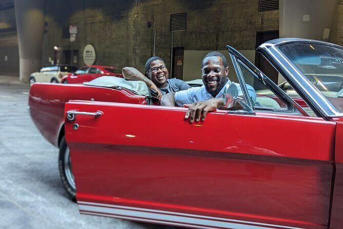 Private Tour Downtown to the Hollywood Sign in a 1965 Mustang - Good To Know