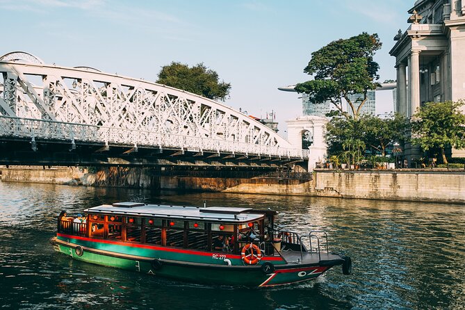 Private Tour: Empress Place Walking Tour - Cultural Insights