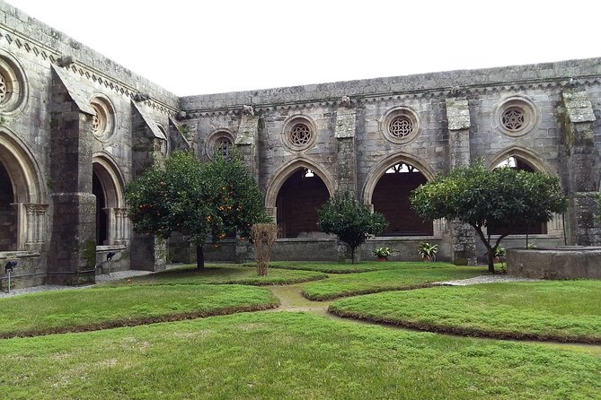 Private Tour Évora - Wine Tasting - Beautiful Medieval Village of Monsaraz - Wine Tasting at Local Vineyard