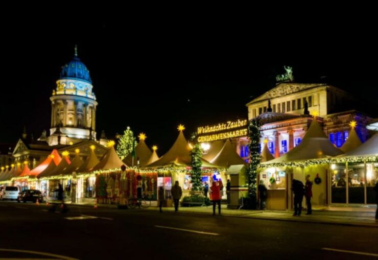 Private Tour: Experience the Christmas Markets in Berlin - Experience